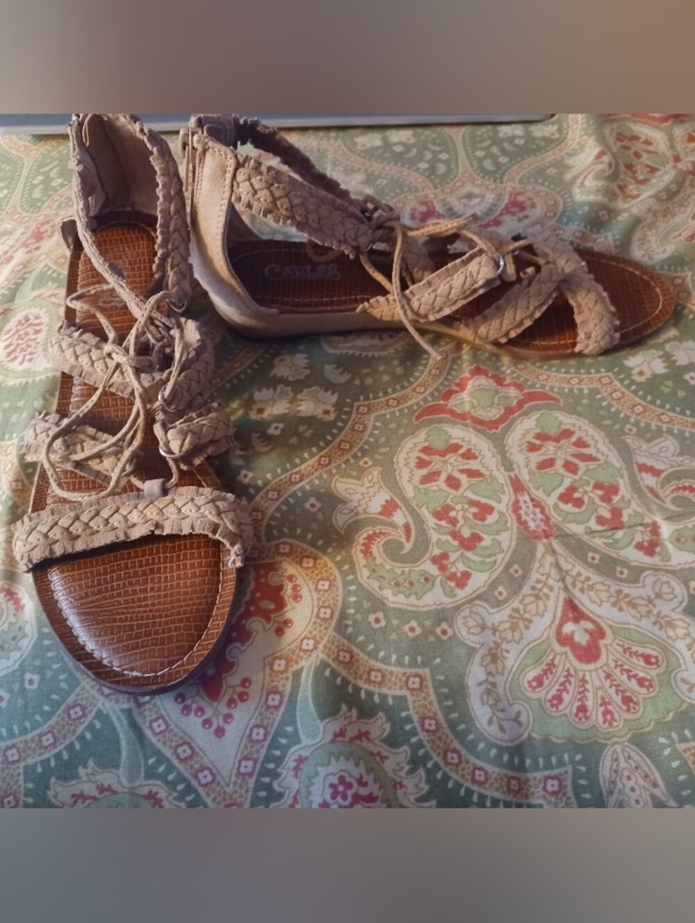 CARLOS by Carlos Santana 8 Leather Taupe Gladiator Sandals Low Heels Shoes